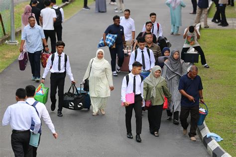 Sesi Pendaftaran Pelajar Baharu Program Asasi Pertahanan Dan Diploma