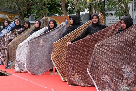 Peringatan Hari Batik Nasional 2022 Antara News