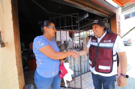 Recorre Juan Carlos Barragán Distrito 16 casa por casa Respuesta