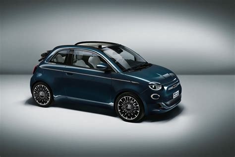 Fiat Launches All Electric 500 Car And Motoring News By CompleteCar Ie