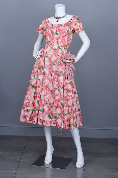 1950s Pink Retro Rose Print Silk Vintage Party Dress | VintageVirtuosa