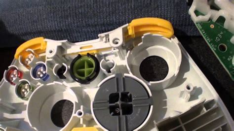 How To Completely Take Apart And Put Together A Xbox 360 Controller