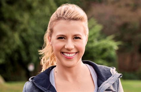 Jodie Sweetin On Upcoming Jane De Silva Hallmark Mystery Movie