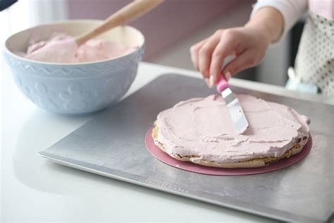 Strawberry Meringue Cake Recipe Manuela Kjeilen The Inspired Home