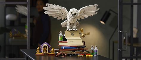 Beautiful Lego Harry Potter 76391 Hogwarts Icons Collectors Edition