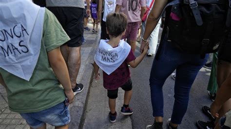 Las Fotos De Otra Multitudinaria Marcha En Rosario Por El D A De La