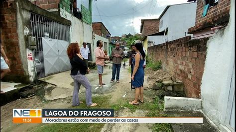 Vídeo Moradores cobram explicações sobre desapropriação de casas em