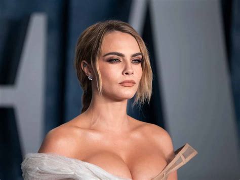 Cara Delevingne Net Worth Career Personal Life And Other Details