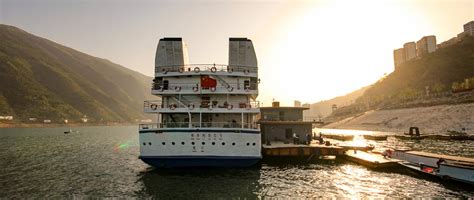 YANGTZE RIVER CRUISE REVIEW - Creative Travel Guide