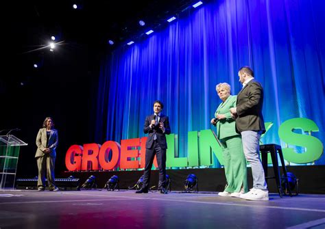 Zoek De Verschillen Bij ‘gezamenlijk Congres Pvda En Groenlinks ‘de