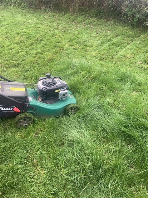 Qualcast Petrol Lawnmower Xsz D Briggs And Stratton Engine Cm Ebay