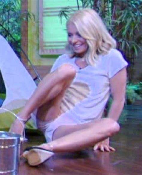 Kelly Ripa Upskirt Sex Quality Image FREE