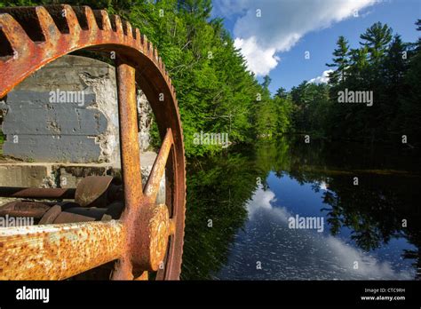 Parkers Dam Along The Pemigewasset River In Woodstock New Hampshire