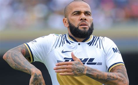 Dani Alves No Volvi Con Pumas Pero Tiene Una Promesa Por Cumplir