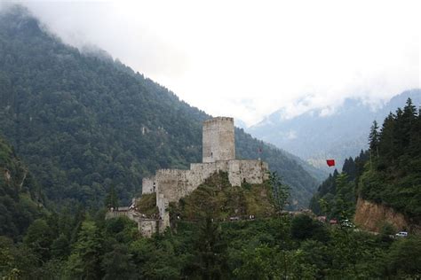 Schloss Festung Flagge Kostenloses Foto Auf Pixabay Pixabay