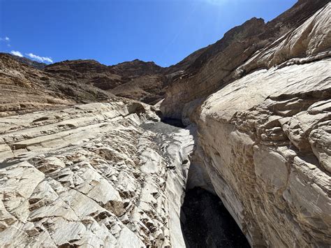 Hiking The Mosaic Canyon Trail In Death Valley National Park — Noahawaii