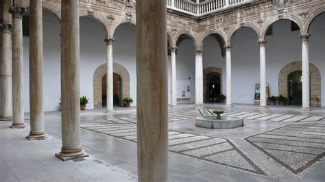 Universidad de Granada (Granada, Spain) - apply, prices, reviews | Smapse