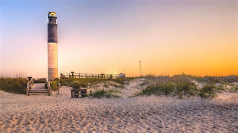 The Ultimate Oak Island Lighthouse Guide Salt And Sand Vacation Rentals