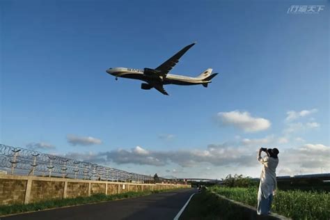 桃園旅遊｜航空迷必訪！祕密基地迎飛機起降、近距離看飛機喝咖啡享午後時光