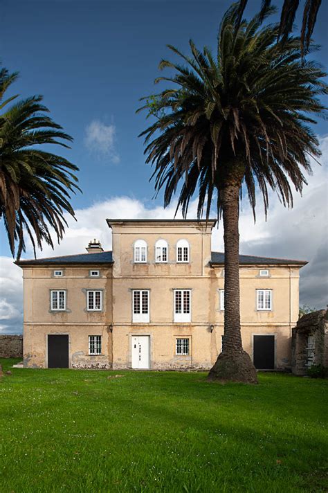 El Palacio De Lois En Castropol Asturias Por Descubrir