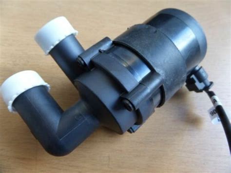 ORIGINAL VW Wasserpumpe Webasto Touran Tiguan Golf Passat V55