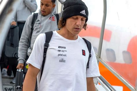 David Luiz Tem Suspeita De Hepatite Viral E Fla Vai Submeter Jogador A