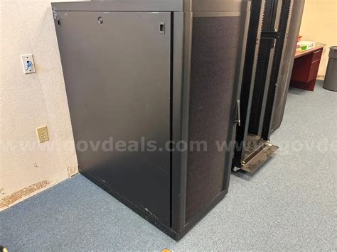 25u Server Cabinet Half Rack Govdeals