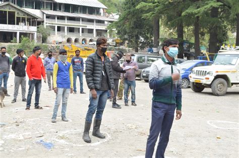 Empowering and equipping the waste workers in the Himalayan towns to