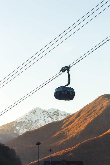 Premium Photo | Modern cableway in the mountains