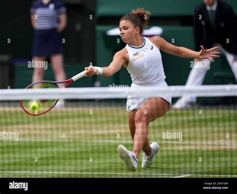 Jasmine Paolini In Action Against Donna Vekic On Day Eleven Of The