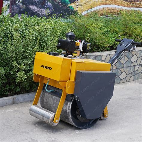 Kg Small Asphalt Hand Road Roller Small Walk Behind Vibratory Roller