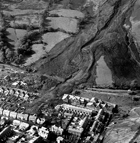 Aberfan Disaster The Queen S Regret After Tragedy BBC News