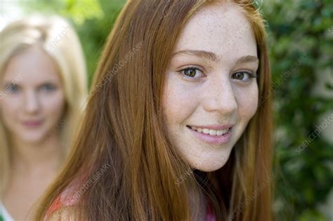 Teenage Girls Stock Image F001 2253 Science Photo Library