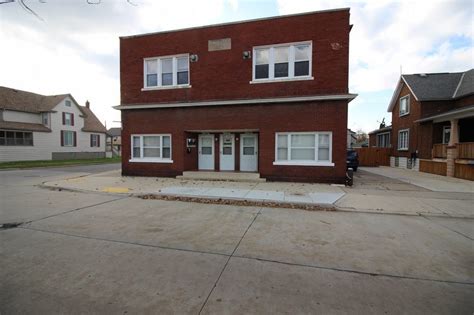 1780 2nd St Unit 7 Wyandotte Mi 48192 Room For Rent In Wyandotte