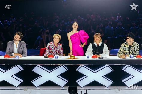 Italia S Got Talent Stasera Su Tv8 Ospite Bebe Vio Cosa Sapere Sul