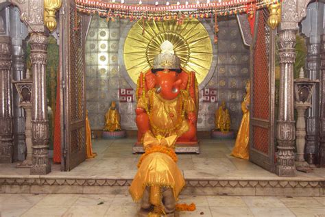 Moti Dungri Ganesh Temple In Jaipur Opening Timings Address