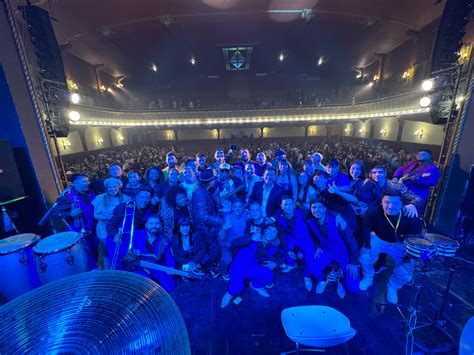 Espectacul-arte: Rodrigo Tapari PRESENTÓ SU SEGUNDO DISCO "EL AMOR QUE