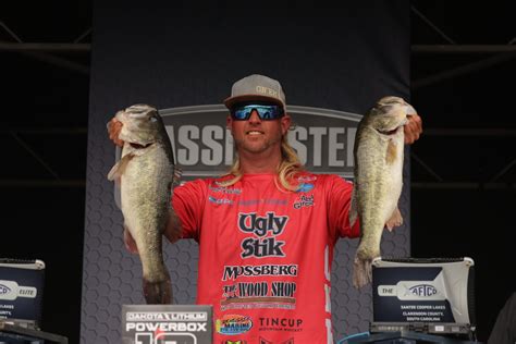 Matt Robertson Of Kuttawa Ky Is Leading After Day 1 Of The Aftco