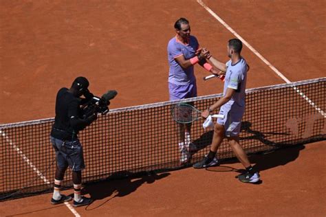 Rafael Nadal overpowered by Hubert Hurkacz at Italian Open - VCP Tennis