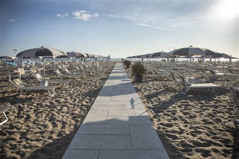 Gallery Marea Rimini Spiagge