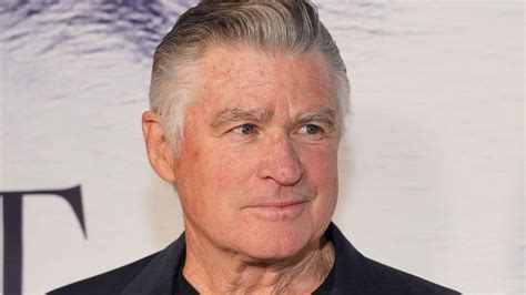 Treat Williams Everwood And Hair Actor Dies In Road Accident Bbc News