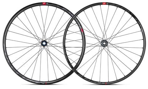 Pratica Modello Attrito Ruote Mtb Fulcrum 29 In Movimento Risorsa