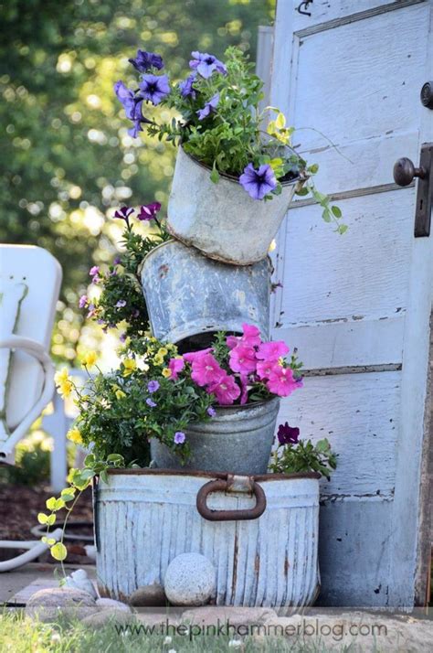 Vintage Garden Decor Ideas To Give Your Outdoor Space A New Spirit