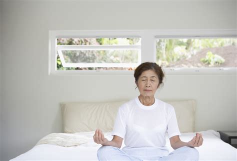 Mindfulness meditation helps fight insomnia, improves sleep - Harvard Health