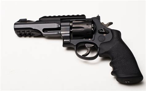 2560x1600 Smith Wesson Revolver Wallpaper Hd Coolwallpapers Me