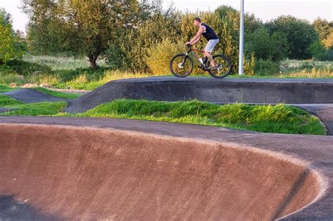 Kurier Pl Pumptrack Ju Gotowy Atrakcja Nie Tylko Dla M Odzie Y