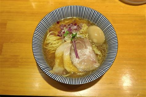 『中華そば【醤油】（味玉入り）』貝だし麺 きた田のレビュー ラーメンデータベース