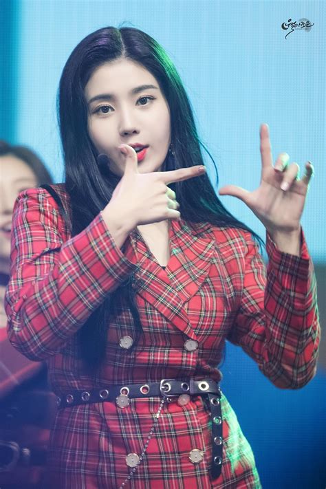 Kwon Eunbi