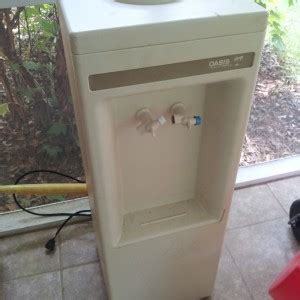 Oasis Water Dispenser for Sale in Peachtree City