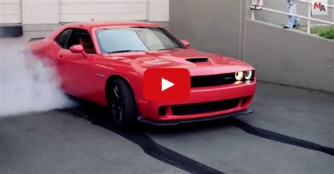 2015 dodge Challenger SRT Hellcat Awesome Burnout | Hot Cars